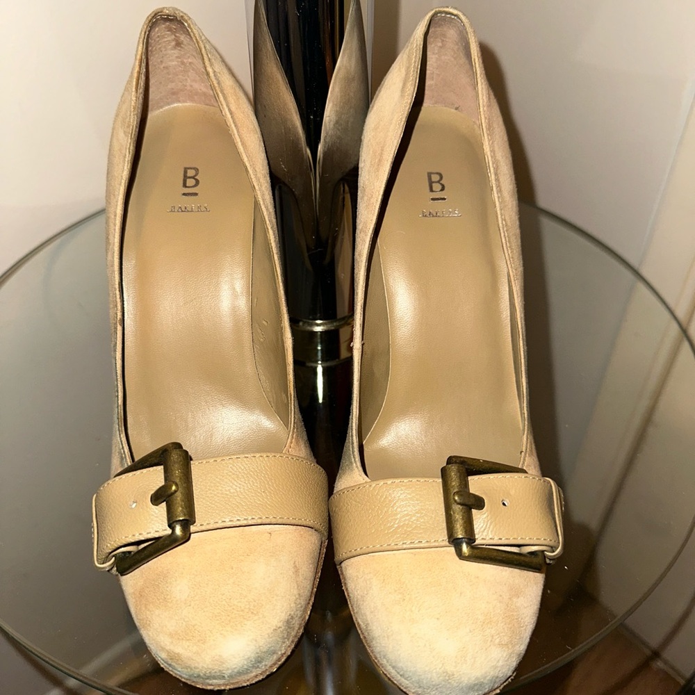 Size 7 Bakers cream suede heels with leather buckle detail and wooden heel